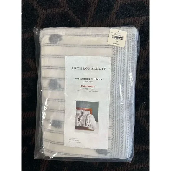 New Anthropologie Embellished Pendana Twin Duvet